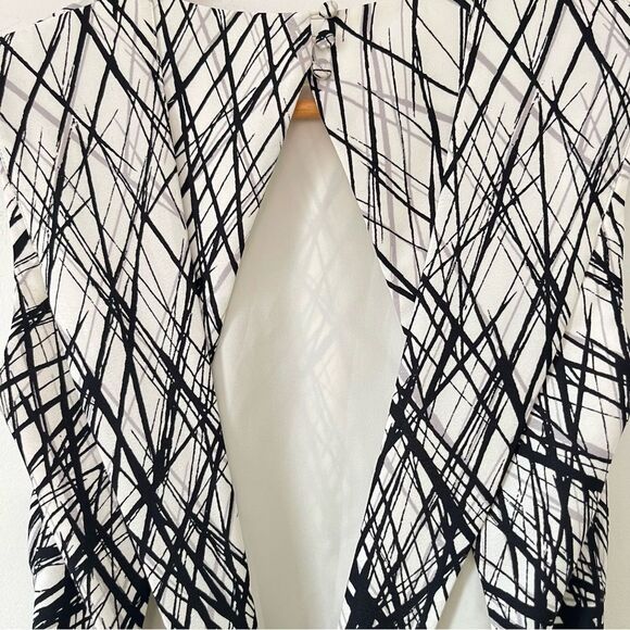 BCBGMaxAzria "Chloey" Black White Printed Full Length Gown Maxi Dress - Picture 7 of 14